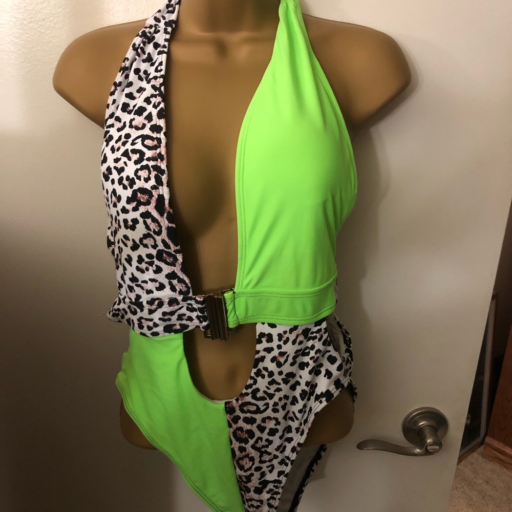 Fashion nova cheetah print bathing suit